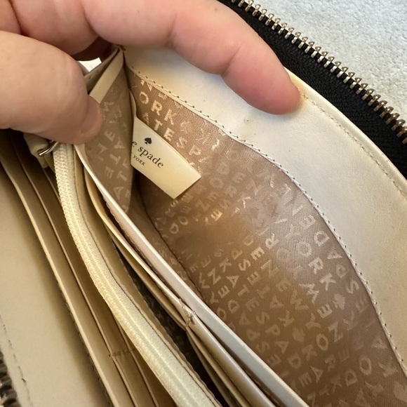 $229 Kate Spade Layton Bow Wallet Wristlet. - Picture 12 of 16